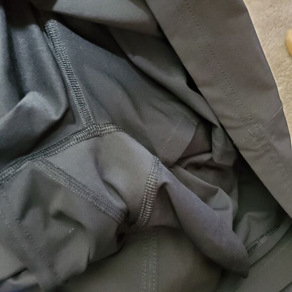 Eddie Bauer Black Hiking Skort size 12 - Picture 6 of 6